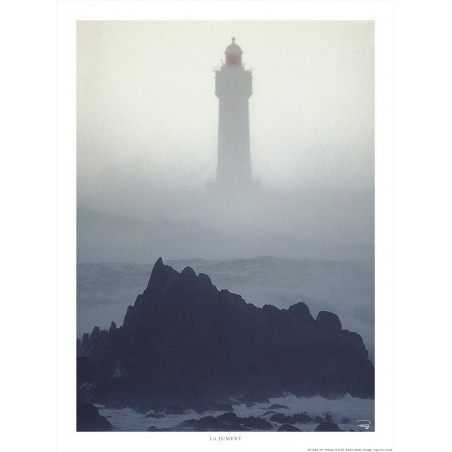 Brume sur le phare de La Jument, Ouessant, Finistère