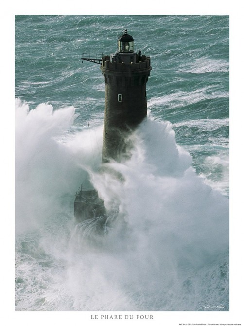 Photo Tempête sur Le phare du Four, Finistère, Bretagne par Guillaume Plisson