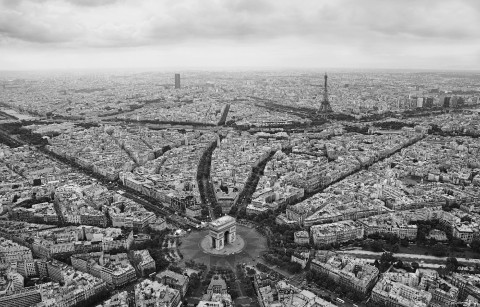 Photo Paris, the Place de l'Etoile seen from the sky par Guillaume Plisson