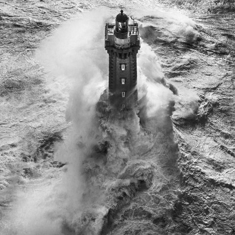 Photo The Vieille lighthouse in the Raz de Sein par Philip Plisson