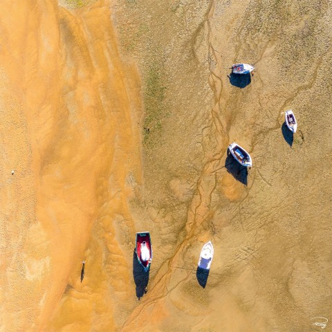 Photo Anchorage, low tide par Philip Plisson