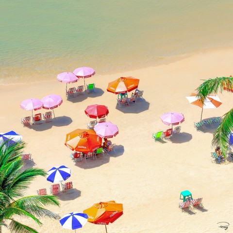 Photo Beach and umbrellas, Cape Verde par Philip Plisson