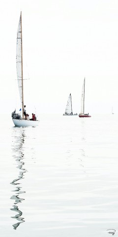 Photo 6 meters JI, sailboat in light weather par Philip Plisson