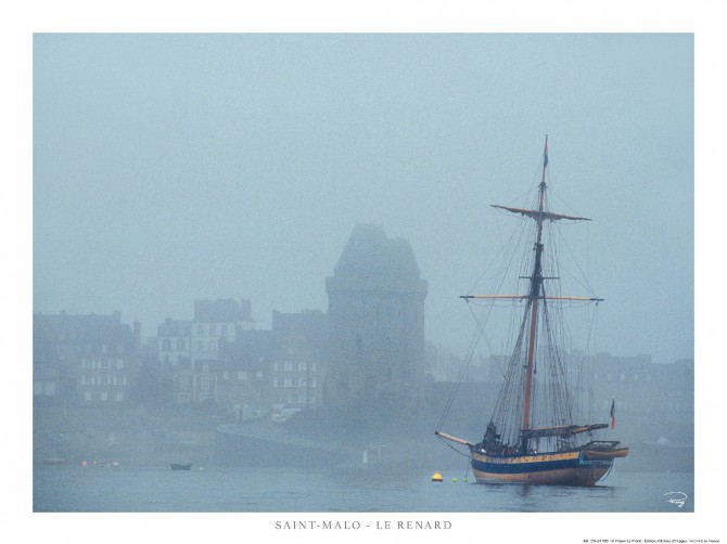 Photo Le Renard, cotre corsaire au mouillage devant Saint-Malo par Philip Plisson