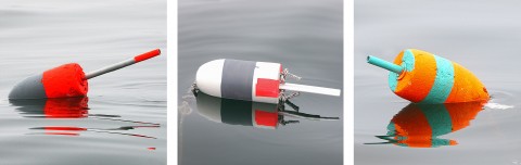 Photo Trio fishing trap buoys par Philip Plisson